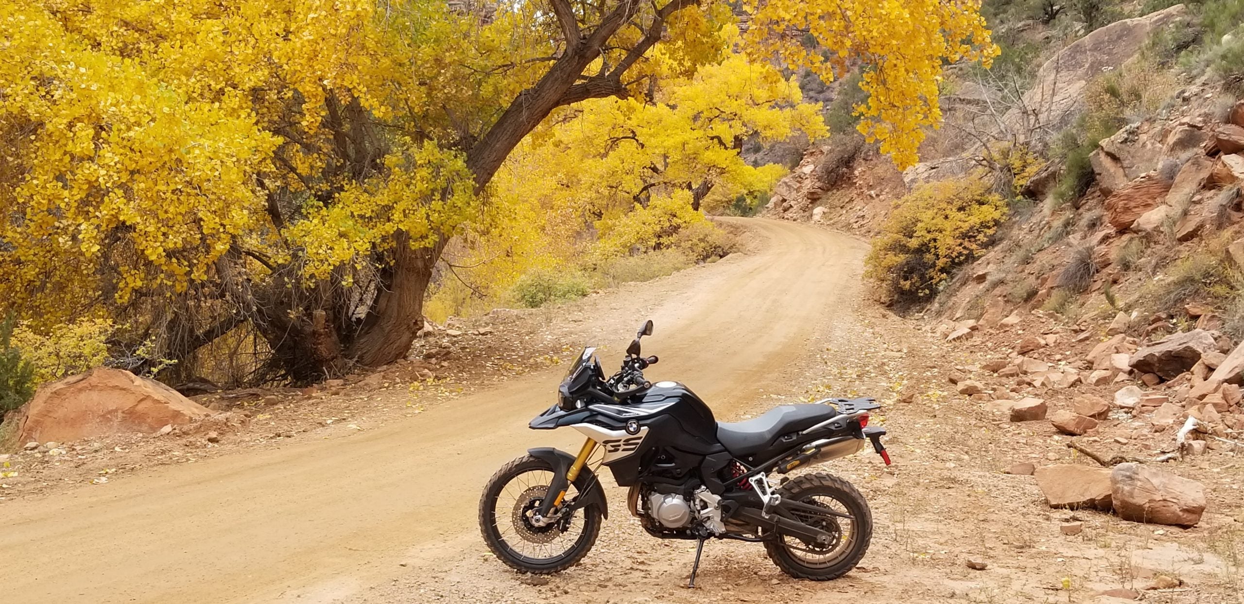 Dirt And Pavement - BMW F 850 GS Full Ride Review - Adventure Rider