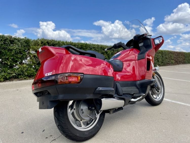 4 Sale / Honda Pacific Coast: A Motorcycle For Car Drivers