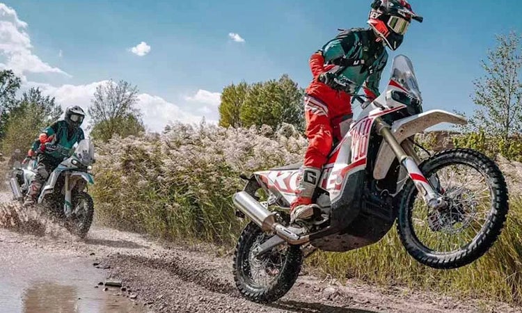 The consumer-friendly version of the Kove 450 that's being flogged at Dakar. Photo: GPX