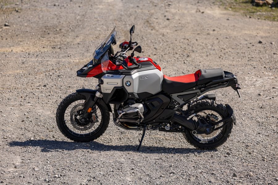 2025 BMW R1300GS Adventure 純正マフラー SC-PROJECT】バイク用マフラー | R 1300 GS ADVENTURE 製品情報